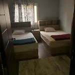 Cozy 1 Bedroom Apartment